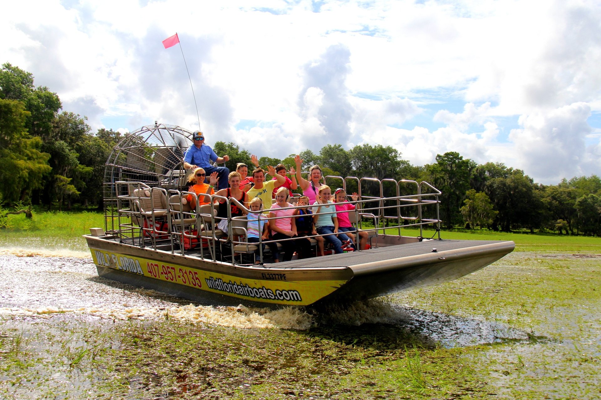 Curious about airboat rides in Orlando? Read these awesome reviews!